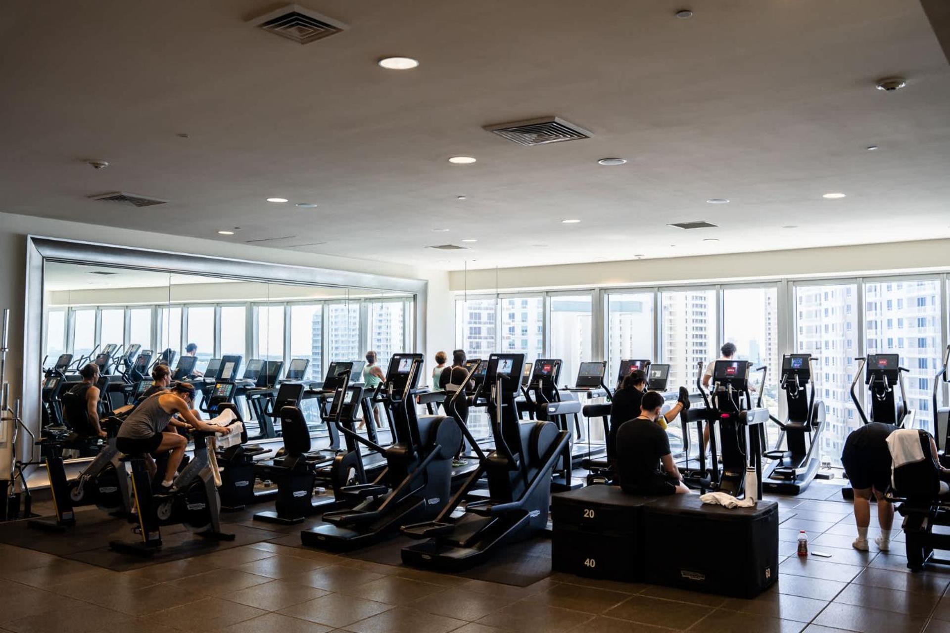 Mvr - Sky-high Style In Brickell Apartment *